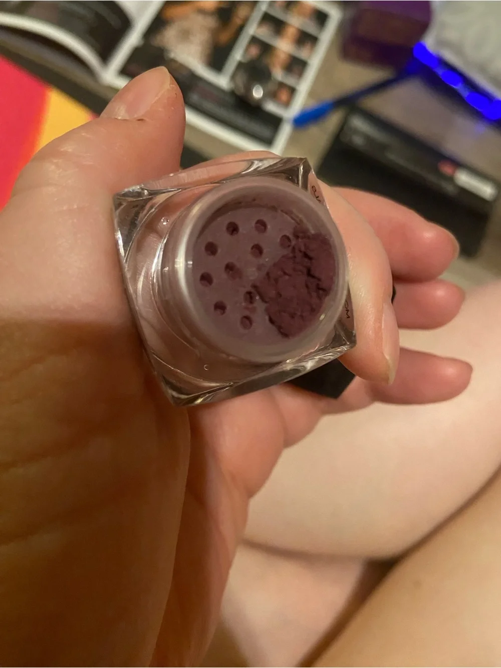 Glamorous Eyeshadow Pots - Younique